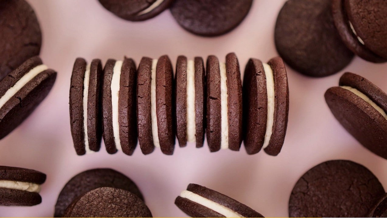 Homemade Oreo Cookies downloadable recipe showing stacked sandwich cookies and ingredient list for baking at home