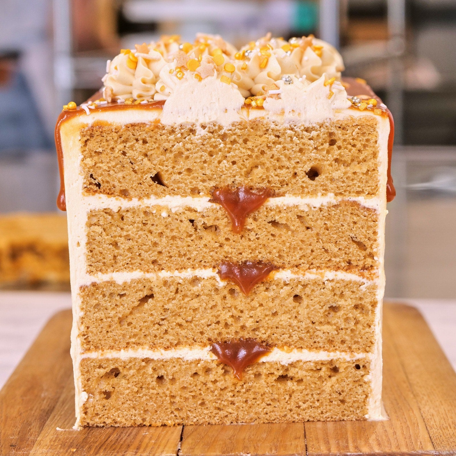 Epic Salted Caramel Rectangle Cake!