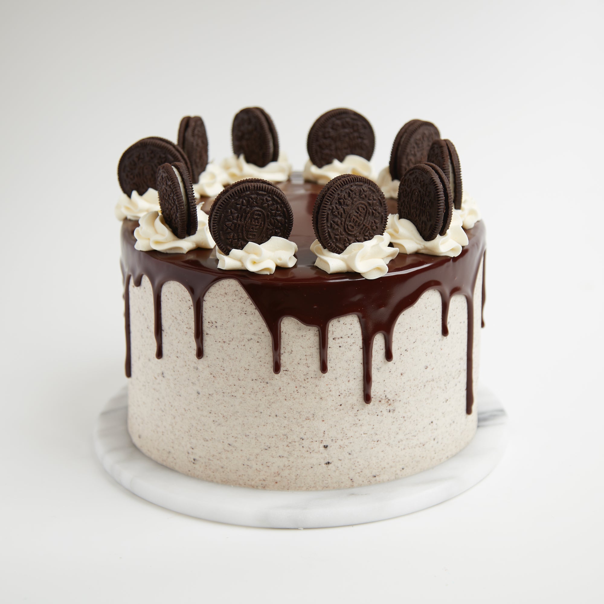 The Ultimate Cookies & Cream Chocolate Cake Recipe