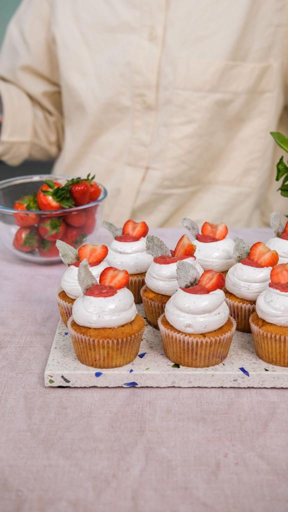 Roasted Strawberry & Mint Cupcakes