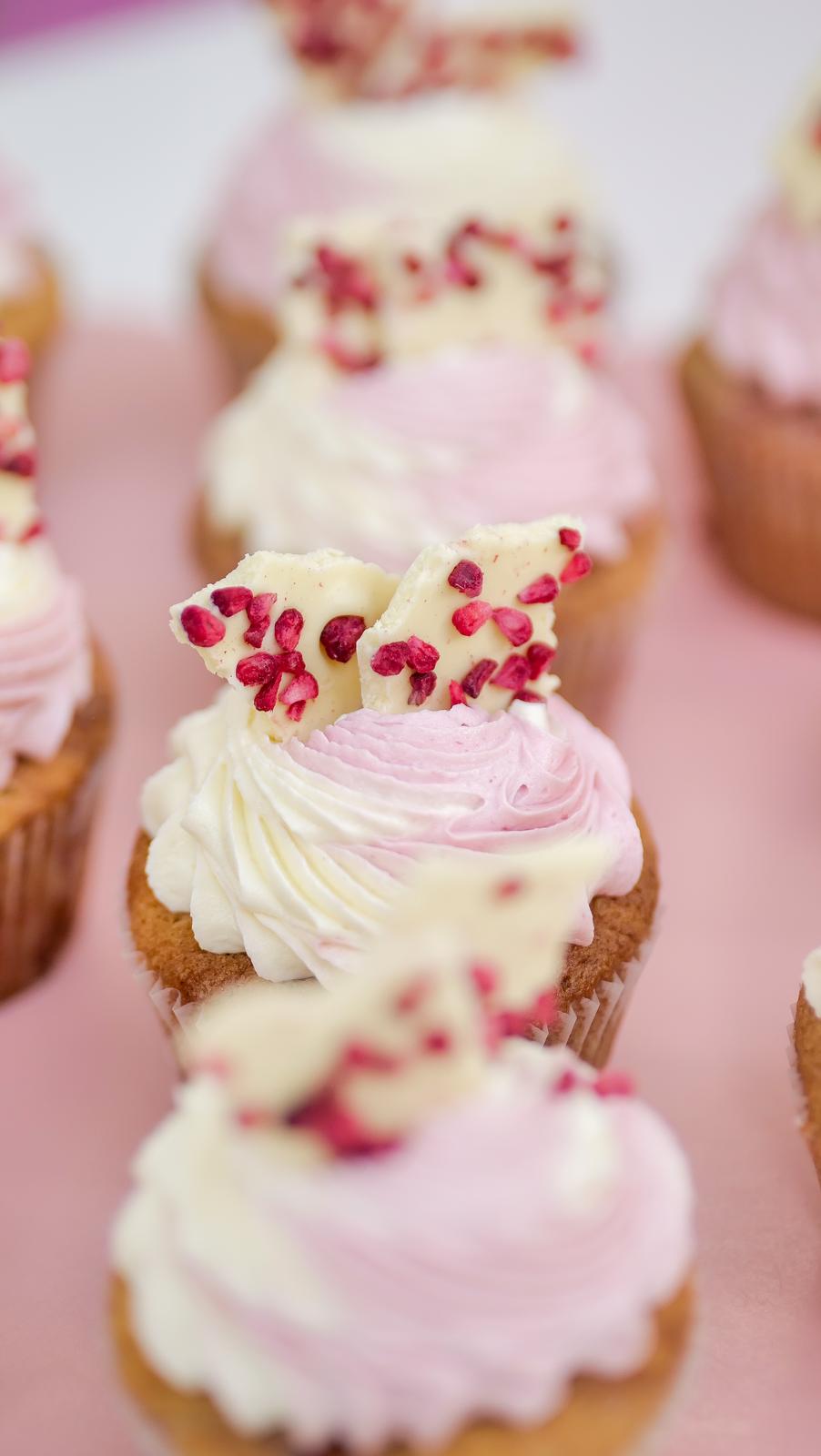Raspberry White Chocolate Cupcakes