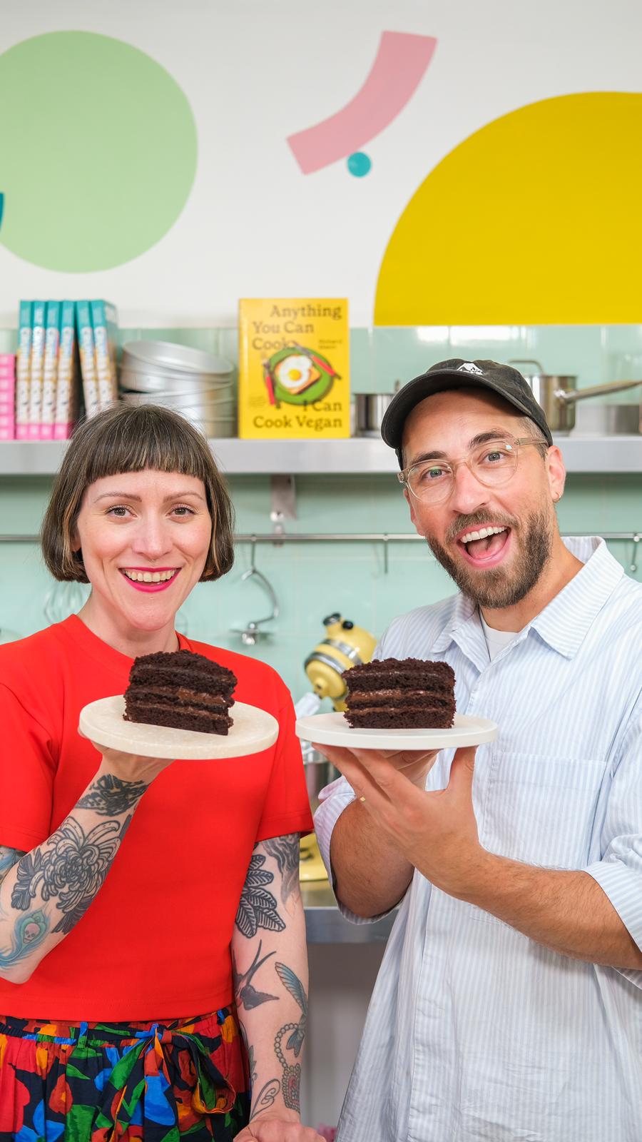 Brooklyn Blackout Cake.. that just so happens to be vegan 😱