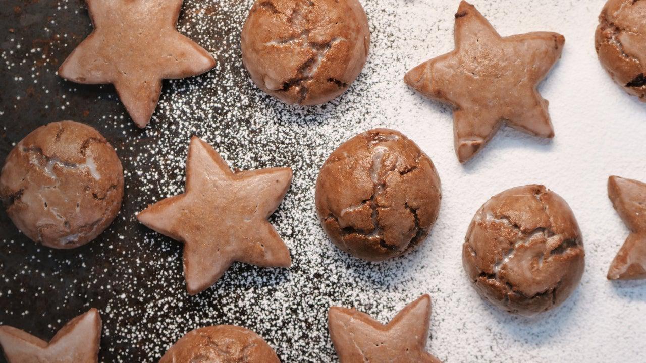 Lebkuchen - Christmas Cakey Cookies!
